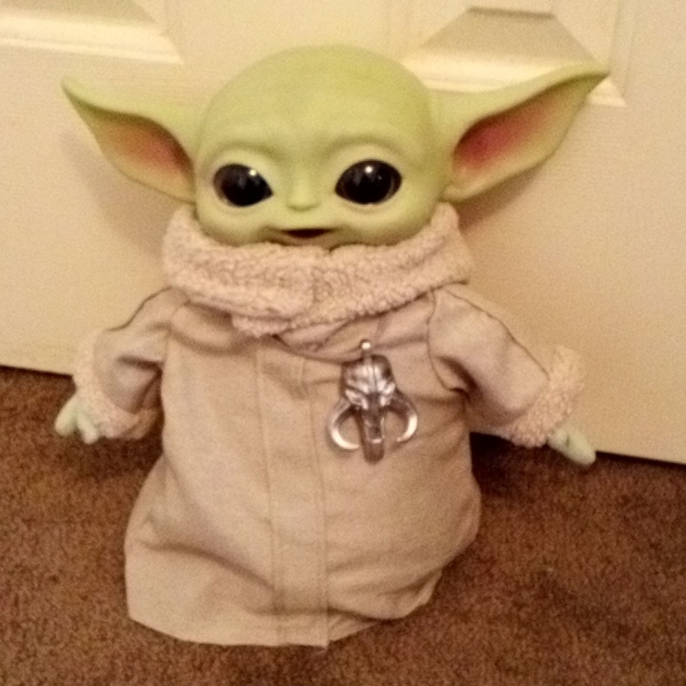 💙 NWOT Baby Yoda plush